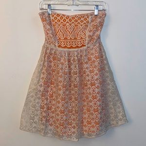Medium Flying Tomato White & Orange Lace Strapless Mini Dress
